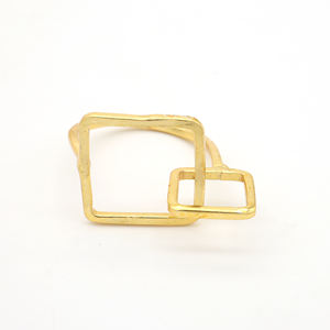 Los mejores anillos de moda de lujo para hombre al por mayor hechos a mano ajustable cuadrado chapado en oro Real diseño geométrico elegante joyería de latón - Product Image 1
