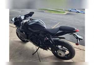 พร้อมขาย! โปรโมชั่นรถมอเตอร์ไซค์สปอร์ตไบค์ MV Agusta F3 RR รุ่นปี 2026 - Product Image 6