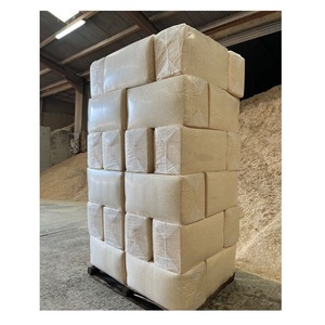 Wholesale Cheap Price And Bulk <b>Pine</b> <b>Wood</b> Shaving For Poultry Farm And Horse Bedding - Product Image 1