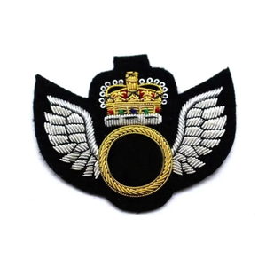 Badges brodés personnalisés faits à la main, écologiques, sans nickel, de luxe, en forme découpée, vente en gros - Product Image 6