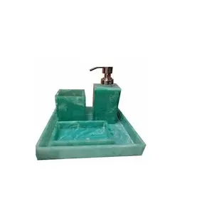 Resina 4 pezzi Set da bagno accessori vassoio pompa per sapone bottiglia bicchiere tazza portasapone portaspazzole per uso in bagno