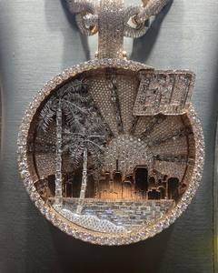 Bijoux de bus 3D brillants personnalisés pour hommes, testeur de diamants de passage de Moissanite VVS, pendentif boule 3D plaqué glacé - Product Image 1