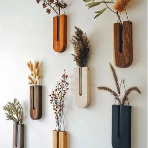 Vase à plantes hydroponiques en bois avec tube à essai en verre – Vase à fleurs décoratif mural en bois pour la maison et le bureau - Product Image 2