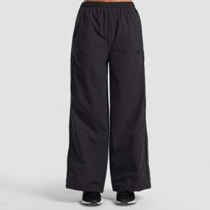 Pantalon de jogging large taille mi-haute respirant couleur anthracite pour l'automne – Modèle illimité - Product Image 2