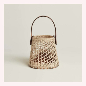 The Tranquil Thread Vase Boho Luxe Tejido a mano Seagrass y recipiente de ratán para exhibiciones florales artísticas - Product Image 4