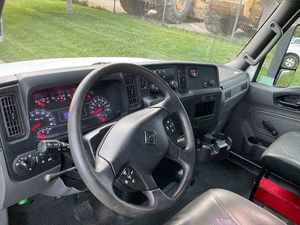 ข้อเสนอสุดคุ้มสำหรับรถบรรทุกพื้นเรียบมือสอง ปี 2020 รุ่น MV607 ขนาด 26 ฟุต - 250 แรงม้า เกียร์อัตโนมัติ 6 สปีด พร้อมจัดส่งถึงบ้าน - Product Image 2