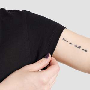 เสื้อยืดออกกำลังกายผ้าเจอร์ซีย์สีดำ Sculp Core - Product Image 6