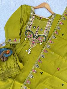 Ensemble de costume Anarkali en soie romaine de qualité supérieure, 3 pièces, Kurti prêt à porter, pantalon et dupatta brodé avec de lourds fils multicolores pour femmes - Product Image 3
