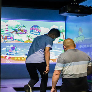屋内デジタルインタラクティブトランポリン投影ゲーム機器を子供向けアミューズメント施設、スポーツプレイゾーン向けにカスタマイズ - Product Image 4