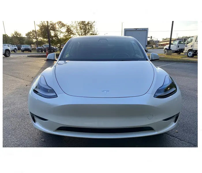 Vendite calde di 2022 modello Tesla Y auto elettrica a doppio motore nuova energia berlina per adulti auto usate di lusso in vendita