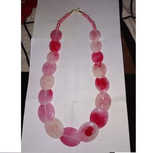 สร้อยคอเรซินทำด้วยมือสำหรับผู้หญิงเครื่องประดับอินเทรนด์และทันสมัยพร้อมชุบโรเดียม - Product Image 2