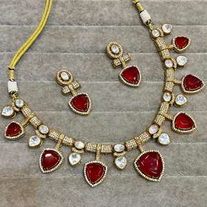 Conjunto de collar de lunares de moissanita de lujo con conjunto de collar de piedra de doblete con pendientes de latón para fiesta de boda para mujeres y niñas - Product Image 4