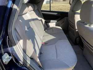 Toyota 4Runner Turbo AWD 2008 Usado, Asientos de Cuero, Interior Claro, Volante a la Izquierda, Sedán - Product Image 6