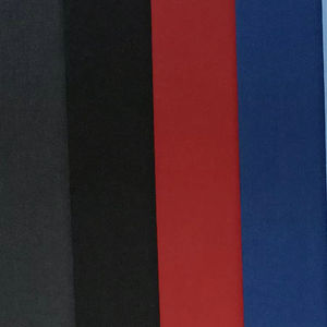 Factory Direct 58 Poly Cotton Shirting Fabric | Matériau textile abordable pour la confection de vêtements pour hommes et femmes - Product Image 4