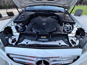 Mercedes-Benz E400 4Matic Wagon 2018 d'occasion en bon état, sans réserve, 21 100 miles, V6 biturbo, transmission intégrale, pack Premium 2, non modifié - Product Image 6