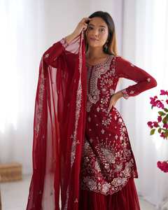 Vente en gros de costume Sharara lourd en fausse georgette de qualité supérieure travail de séquence brodé pour les occasions de fête - Product Image 2