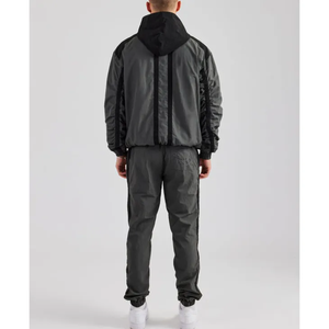 2025 nuevo estilo superventas patrón sólido chándales cortavientos de talla grande invierno venta al por mayor conjunto cortavientos - Product Image 3