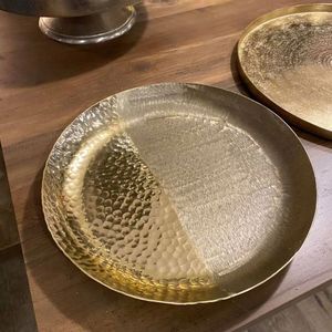 ถาดอลูมิเนียมหรูหราที่สร้างขึ้นด้วยรูปทรงโบราณเหมาะสำหรับการจัดแสดงขนมหวานผลไม้หรืออาหารเรียกน้ำย่อยขนาดเล็กอย่างมีสไตล์ - Product Image 2