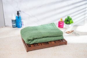 Luxurious Green Bamboo Cotton Bath <b>Towels</b> Ultra Absorbent 500 GSM Spa Quality for Home and <b>Travel</b> Use - Product Image 2
