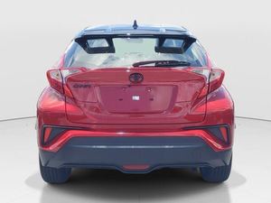 Nouveautés à prix réduits! Véhicule SUV d'occasion 2021 CH-R Nightshade FWD 2L CVT - Product Image 5
