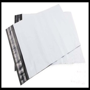 Film PE noir et blanc double face pour sacs de courrier Agriculture Protection UV industrielle Utilisation - Product Image 3