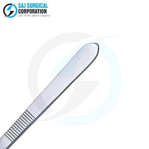 Mango de bisturí para zurdos especialmente diseñado para cirujanos zurdos Peso equilibrado de acero inoxidable - Product Image 6