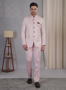 Traje de Dos Piezas Rosa de Diseño Único y Moderno para Hombre, para Bodas, Fiestas, Oficina y Eventos Nocturnos, Disponible para Exportación - Product Image 3