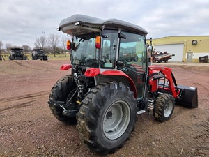 Tractor Agrícola Massey Ferguson Rojo 4x4 con Cargador Frontal, Máquina Agrícola Multifuncional con Motor de 50HP Automático - Product Image 5
