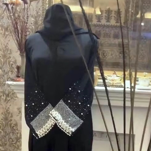 Ropa musulmana tradicional de mujer modesta elegante islámica, ropa de fiesta de trabajo manual lujosa, estilo Abaya Dubai, accesorio incluido - Product Image 1