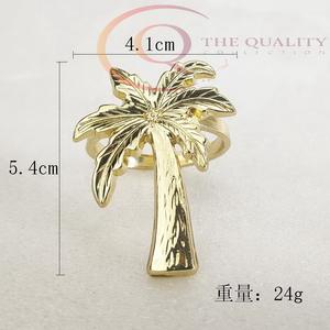 Ensemble d'anneaux de serviette en métal élégant, conçu pour les tables à manger, avec un look luxueux et élégant pour les mariages et les occasions spéciales - Product Image 6