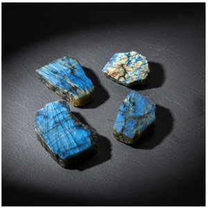 หินลาบราโดไรต์ธรรมชาติแบบขายส่ง สำหรับงานบำบัด งานฝีมือ ตกแต่งสวน คุณภาพแสงสว่างดี เหมาะสำหรับการจัดแสดง - Product Image 1