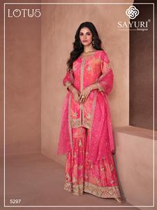 Tenue occasionnelle en fausse georgette avec impression numérique et broderie de paillettes Costume Salwar de Surat au tarif de gros - Product Image 6