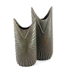 Vase à fleurs en aluminium coulé Pot de fleurs avec finition patinée Vase à fleurs décoratif pour la maison et le jardin à bas prix - Product Image 6