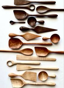 ASSISTANT Natural Teak or Acacia Wooden <b>Kitchen</b> <b>Utensils</b> Set with Spoons Rest Wooden Cooking <b>Utensils</b> <b>Holder</b> - Product Image 4