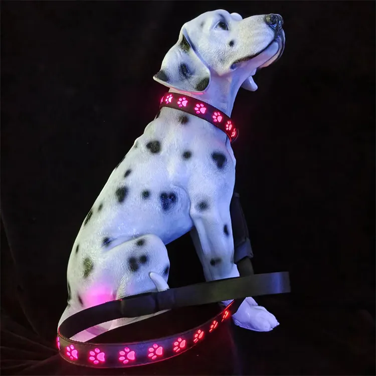 Wholesale Dog PVC Leather Collar Night Safety USB Rechargeable Flash Dog Necklace Light Collar