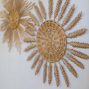 Vente en gros Tenture murale en rotin de haute qualité Fleurs murales tissées Plaques murales en rotin faites à la main au Viet Nam - Product Image 4