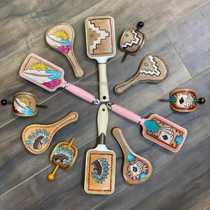 Alta calidad 2024 tallado a mano cuero básico mecanizado 3 piezas cepillo de mano espejo de mano y Palo de pelo juegos de tocador regalos impresionantes para mujer - Product Image 4