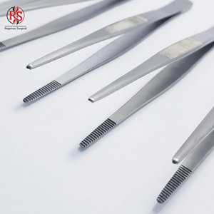 Pinzas de Sutura al por Mayor, Pinzas de Sutura de Última Generación, Nuevo Diseño, Pinzas de Sutura de 5 Pulgadas, Hechas en Pakistán - Product Image 5