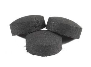 Charbon de bois de shisha prêt à l'exportation certifié ISO Fabriqué à la machine Bois dur et noix de coco Prix compétitifs pour les distributeurs - Product Image 3