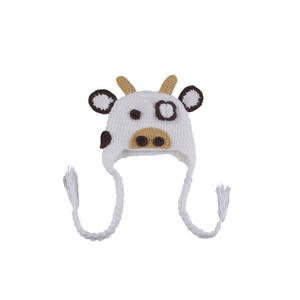 Conjunto de fotografía infantil hecho a mano: Gorros y atuendos de punto de vaca loca para niños, accesorios de estudio para sesenta y cinco días. - Product Image 5