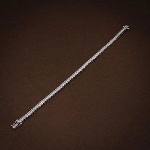 Pulsera de Tenis con Diamantes de Moissanita Incoloros de Corte Ovalado para Regalo de Compromiso en Plata 925, Fabricante de Joyería Fina de la India - Product Image 3