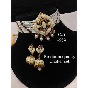 Elegant Kundan Moissanite Choker Necklace Set with Earrings and Forehead Tikka for <b>Indian</b> Bridal Attire Available for Sale - Product Image 2