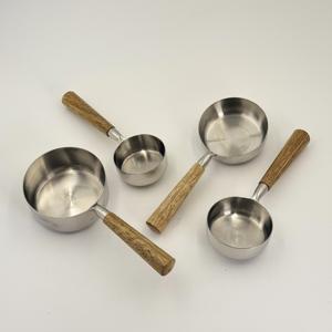 Cuchara Medidora de Granos de Café de Metal al por Mayor, Cuchara para Café Molido con Mango de Madera a un Precio Razonable en India - Product Image 1