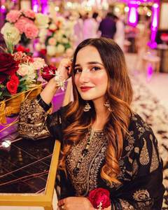 Traje de seda paquistaní de diseño moderno al por mayor, ropa de trabajo de algodón interior bonito Salwar para bodas, compromisos y fiestas - Product Image 5