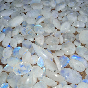Natural Blue Fire Rainbow Moonstone Cabochon Piedra preciosa suelta Tamaño libre Piedra preciosa Flashy Calidad superior para la fabricación de joyas - Product Image 3