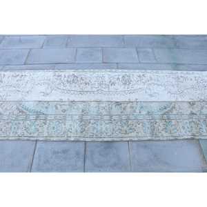 Turkish <b>Runner</b> <b>Rug</b> 2.7x8.2 ft (82x251 cm), Vintage White Bordered Wool <b>Rug</b> - Product Image 4