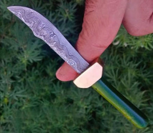 Mini couteau de chef japonais professionnel gaine en cuir forgé à la main en acier damas de haute qualité pour une utilisation en cuisine anniversaire/nouvel an - Product Image 3