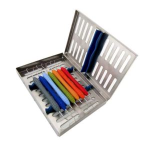 Juego de suministros OMI Healthcare Curetas Gracey y escaladores recubiertos de silicona con caja de almacenamiento para higiene quirúrgica - Product Image 4