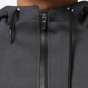 Sudadera con Capucha 100% Algodón, Cálida, Flexible y Cómoda para el Día a Día, Ideal para un Estilo de Vida Activo y Entrenamientos de Invierno - Product Image 4