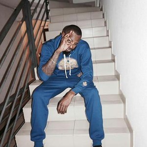 Vente en gros de sweats à capuche avec logo personnalisé Plus Size Plain Fashion Design Hoodies & Sweatshirts Pullover Hoodies Vente en gros - Product Image 2